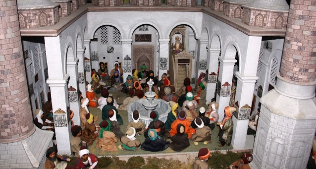 Somuncu Baba’nın Hayatını Anlatan “minyatür Müzesi” İlgi Odağı Oluyor