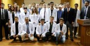 VETERİNER HEKİM ADAYLARI BEYAZ ÖNLÜK GİYDİ