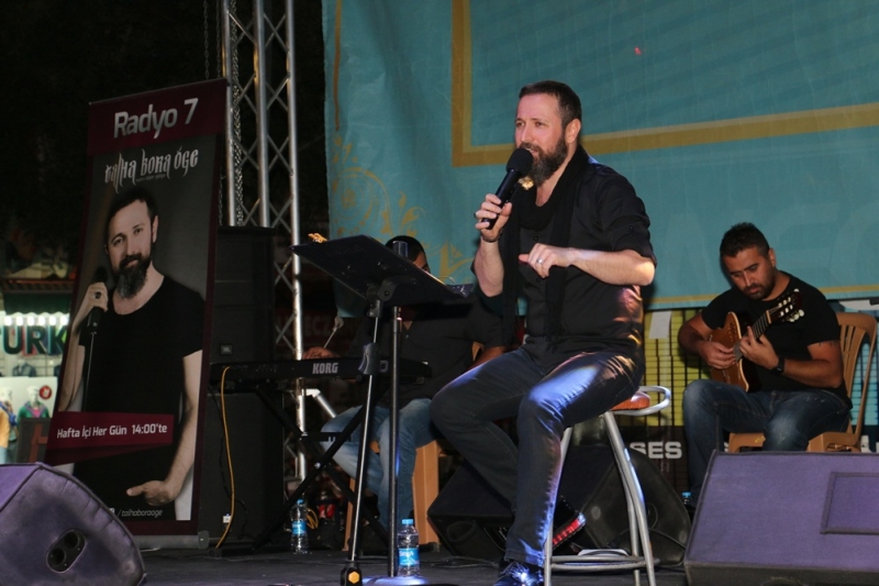 Talha Bora öge Aksaraylı Hayranlarıyla Buluştu