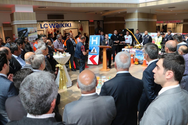 Trafik Konusunda Bilinçlenmek Gerekiyor