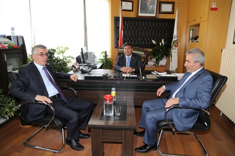 Vali şeref Ataklı Taşpınar Kasabasını Ziyaret Etti