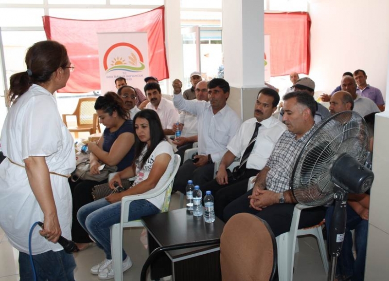 Yenikent Beldesinde Tarla Günü Proğramı Düzenlendi