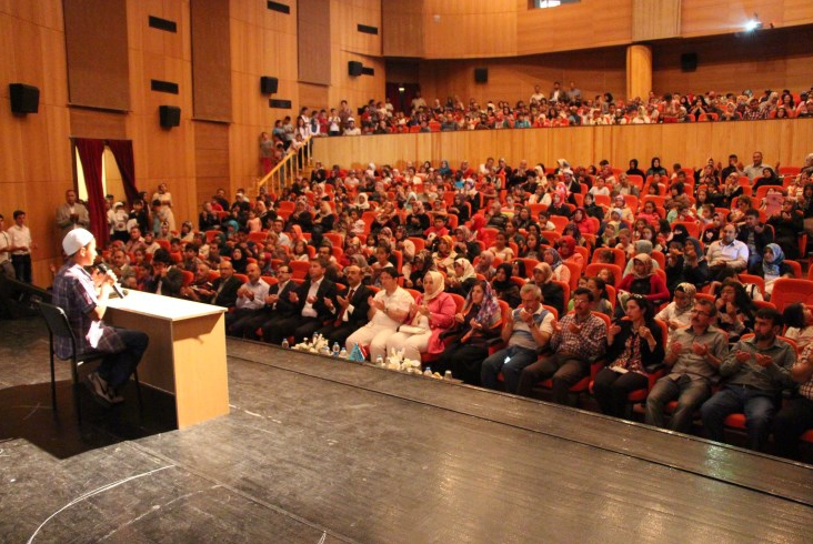 Yılsonu Gösterisin'de Coşku Ve Hüzün Bir Arada Yaşandı